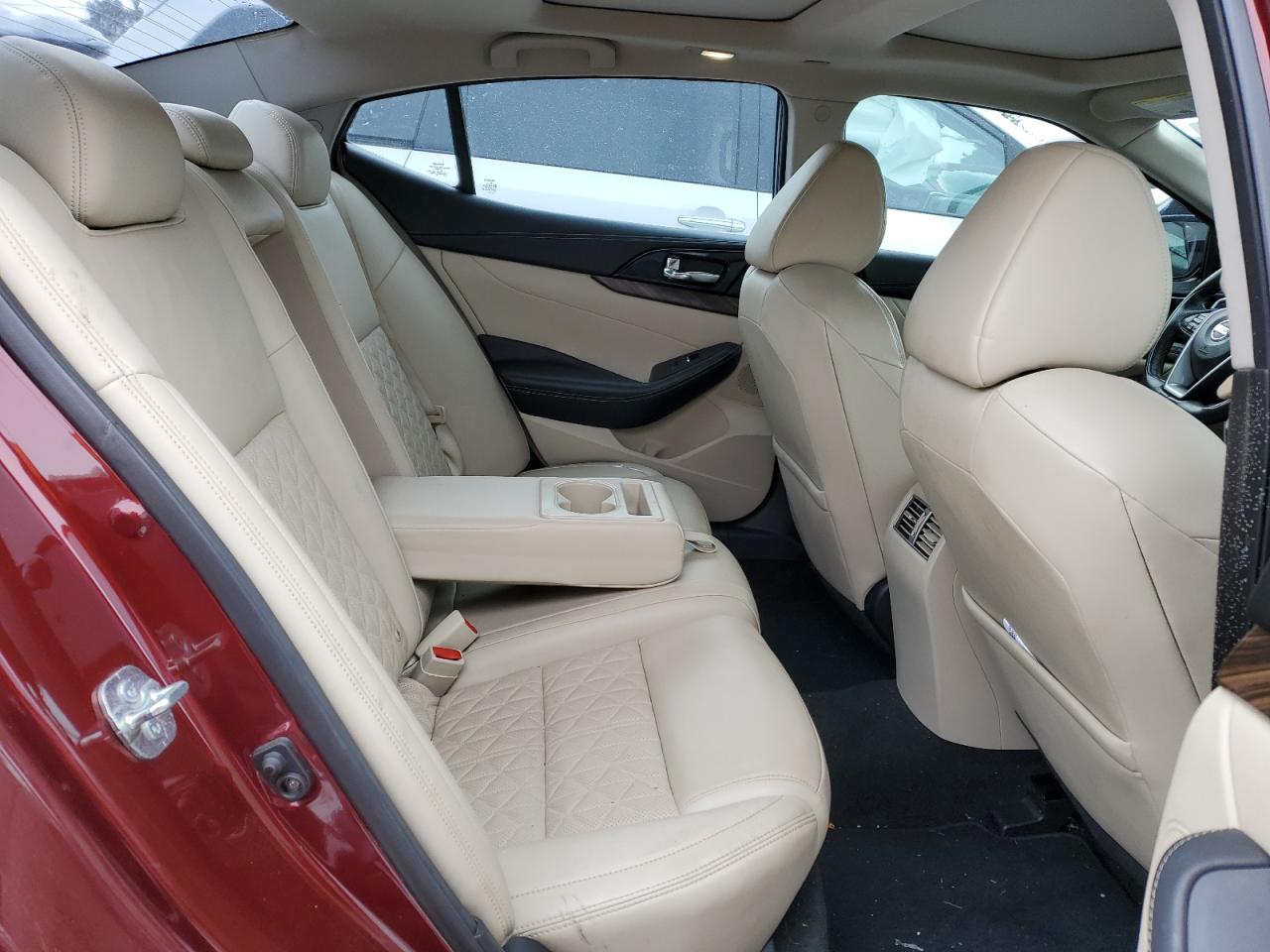 2016 Nissan Maxima - Image 10