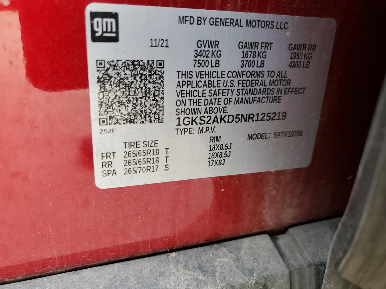 2022 GMC Yukon - Image 15