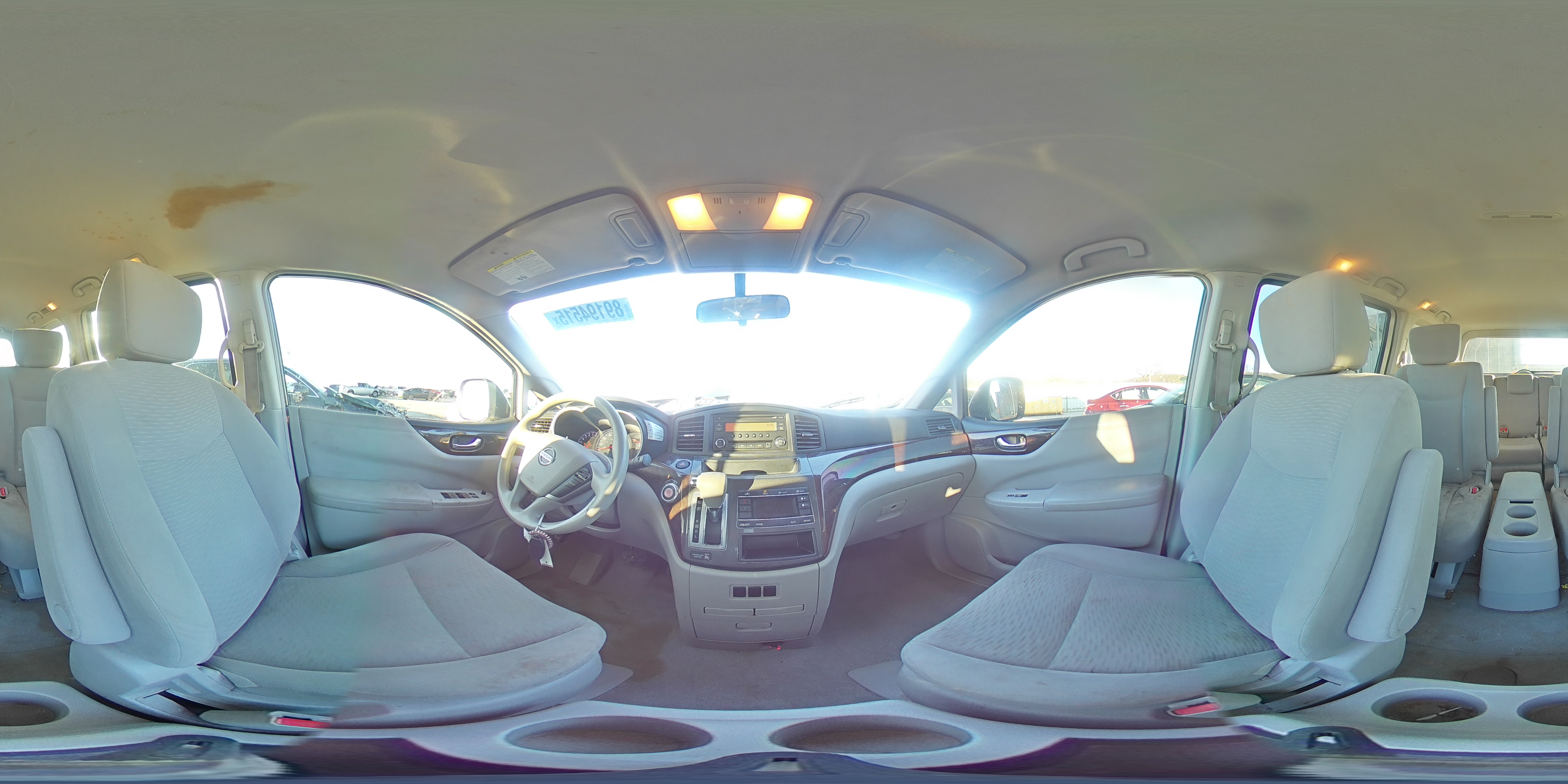 2015 Nissan Quest - Image 16
