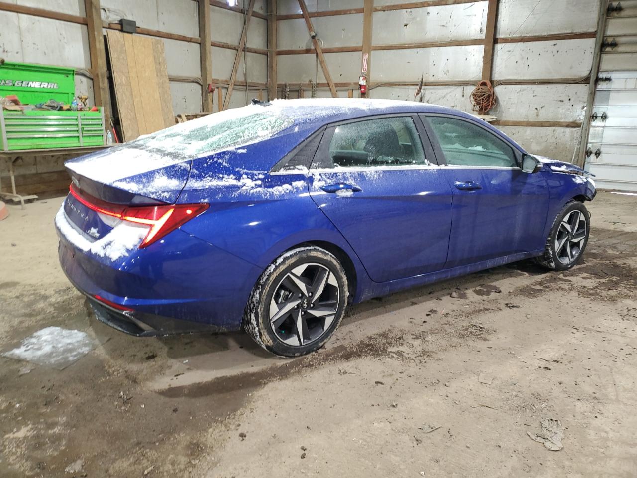 2021 Hyundai Elantra - Image 3