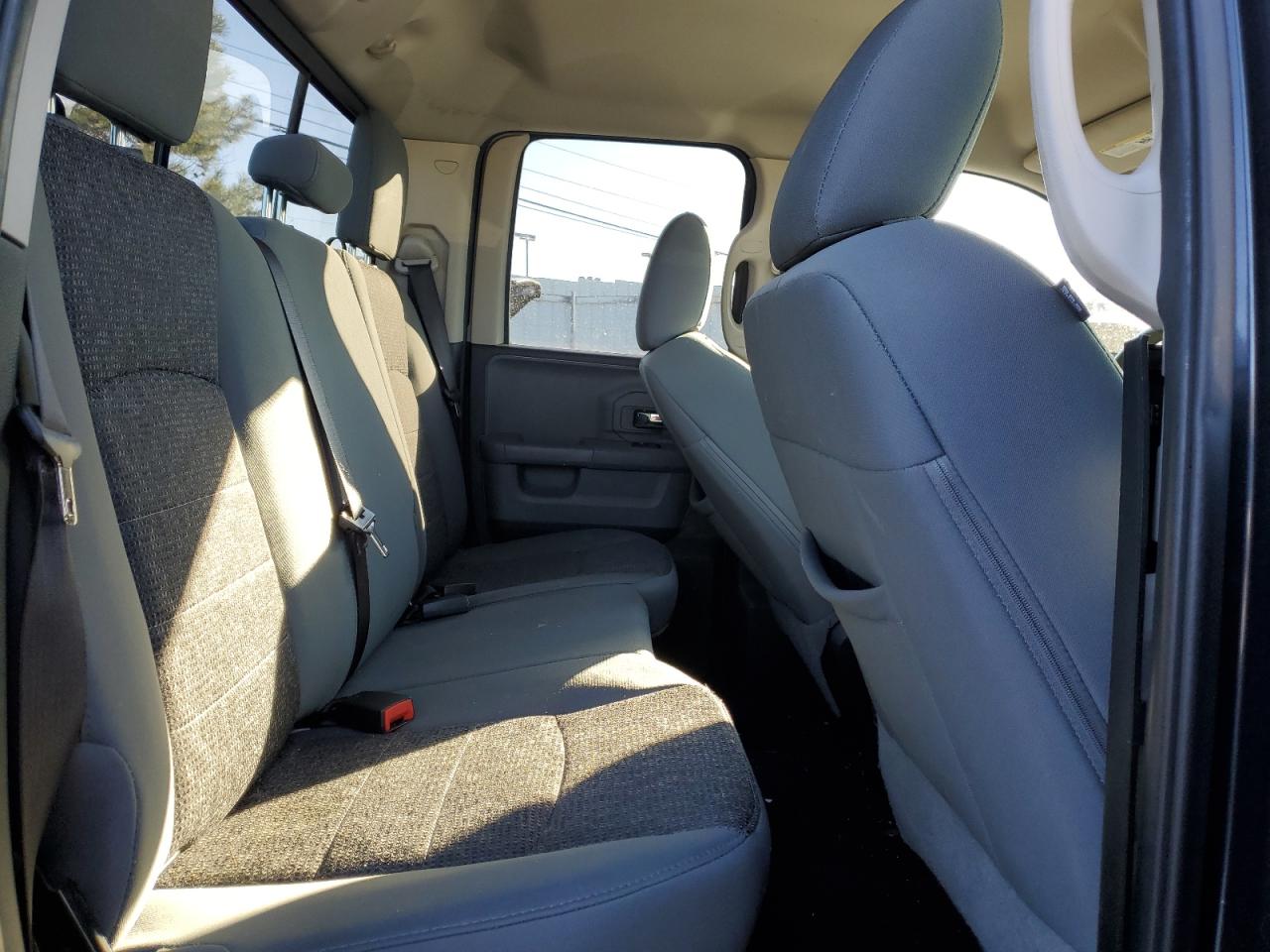 2018 RAM 1500 - Image 10