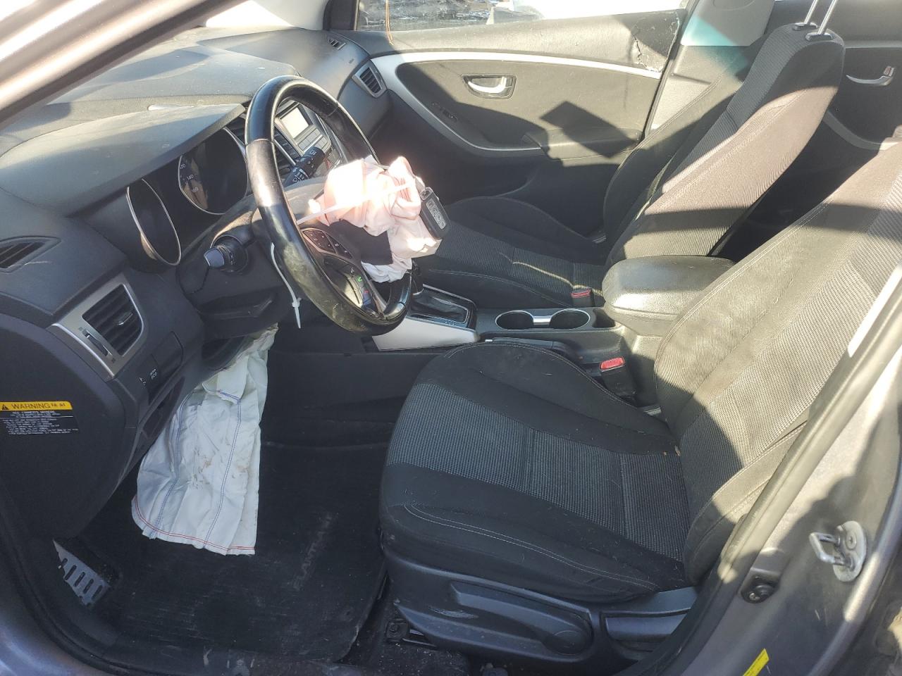 2013 Hyundai Elantra - Image 7