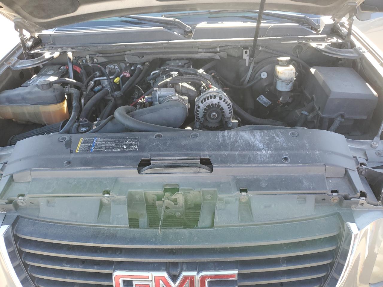 2007 GMC Yukon - Image 13
