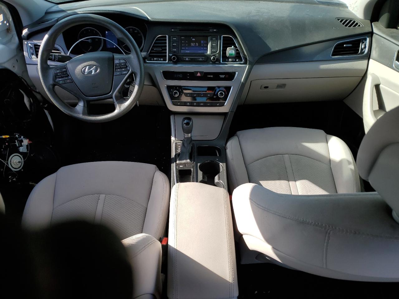 2015 Hyundai Sonata - Image 8
