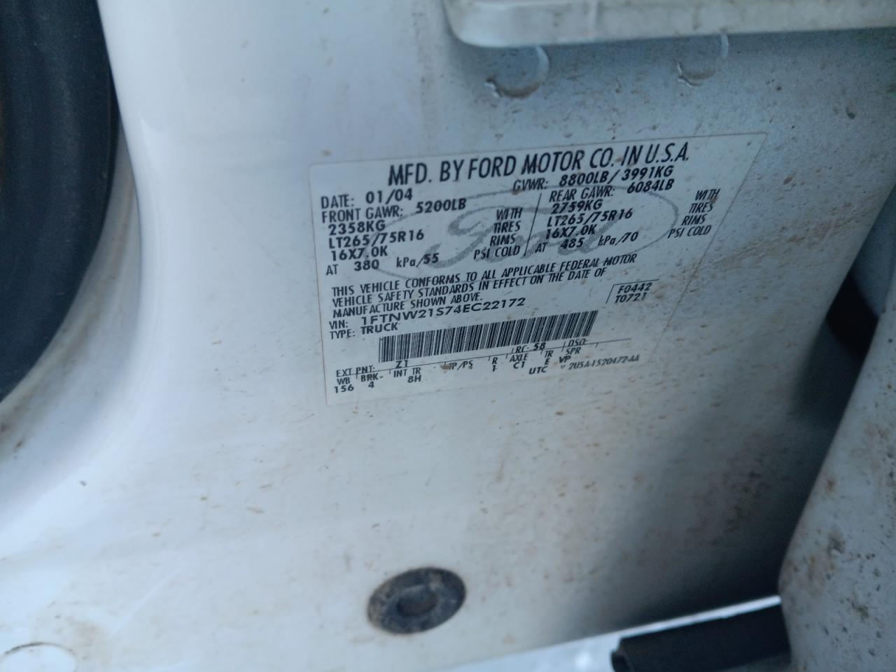 2004 Ford F250 - Image 13