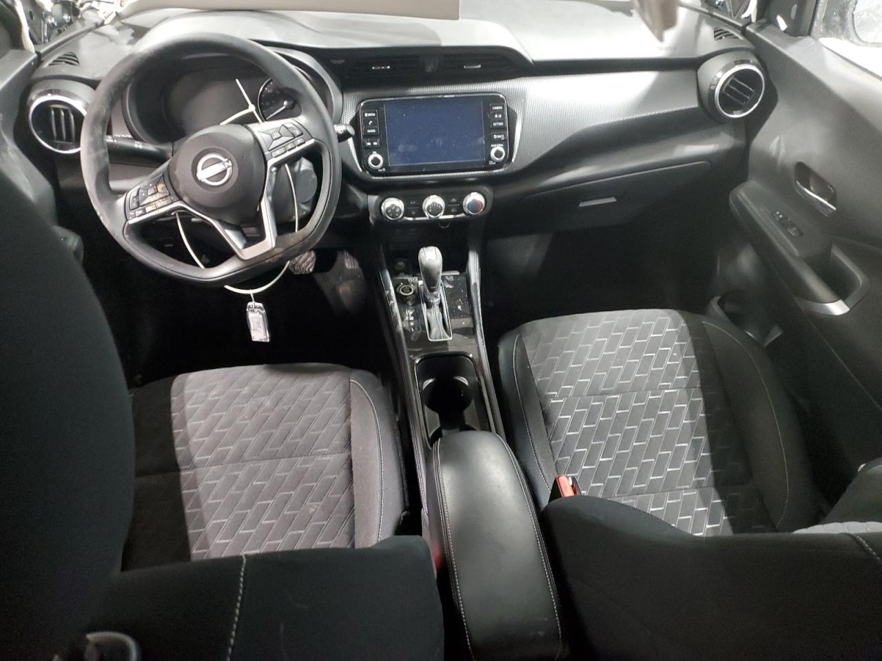 2024 Nissan Kicks - Image 8