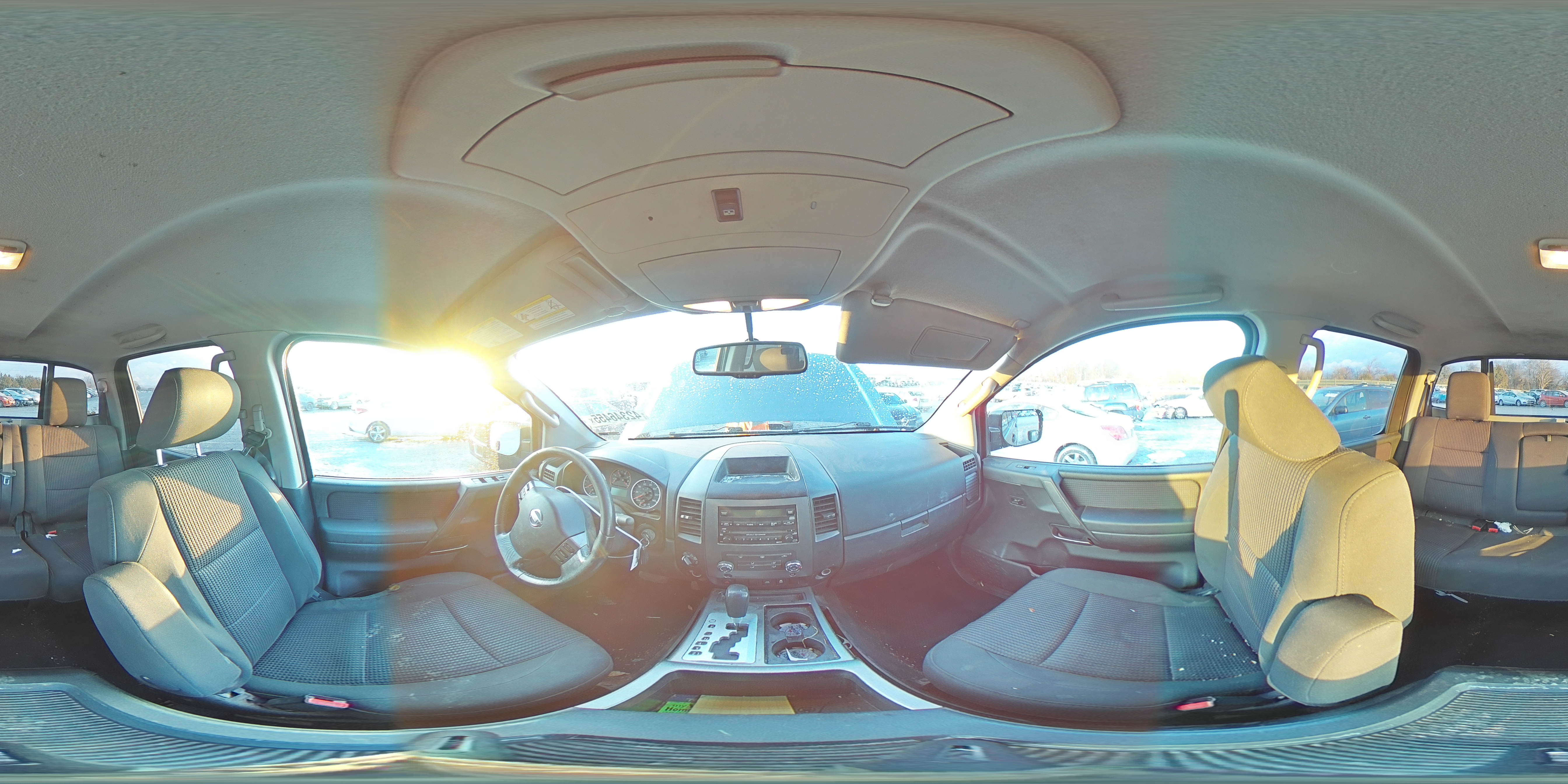 2012 Nissan Titan - Image 12