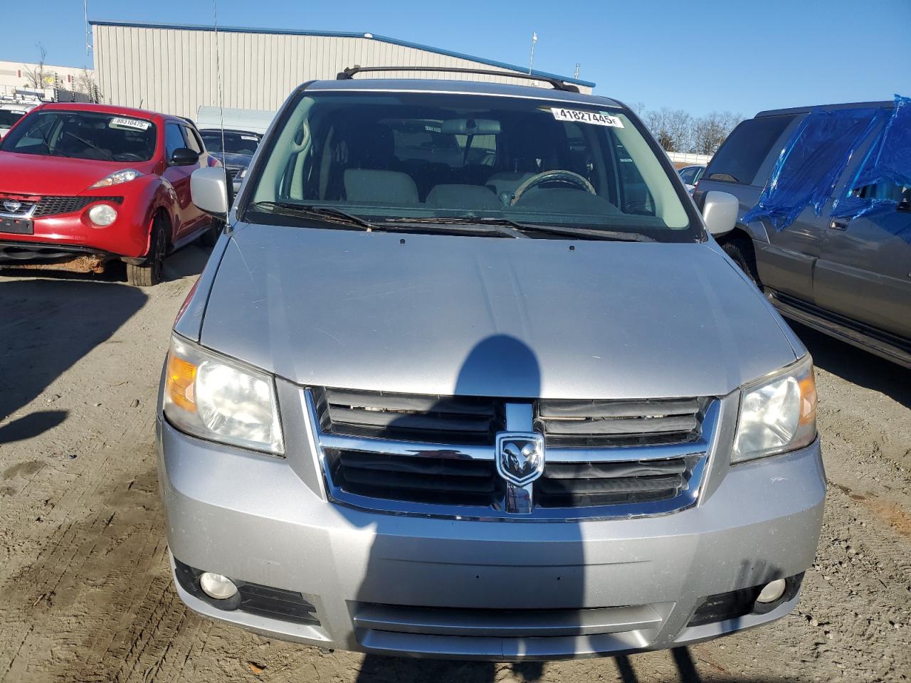 2010 Dodge Caravan - Image 5
