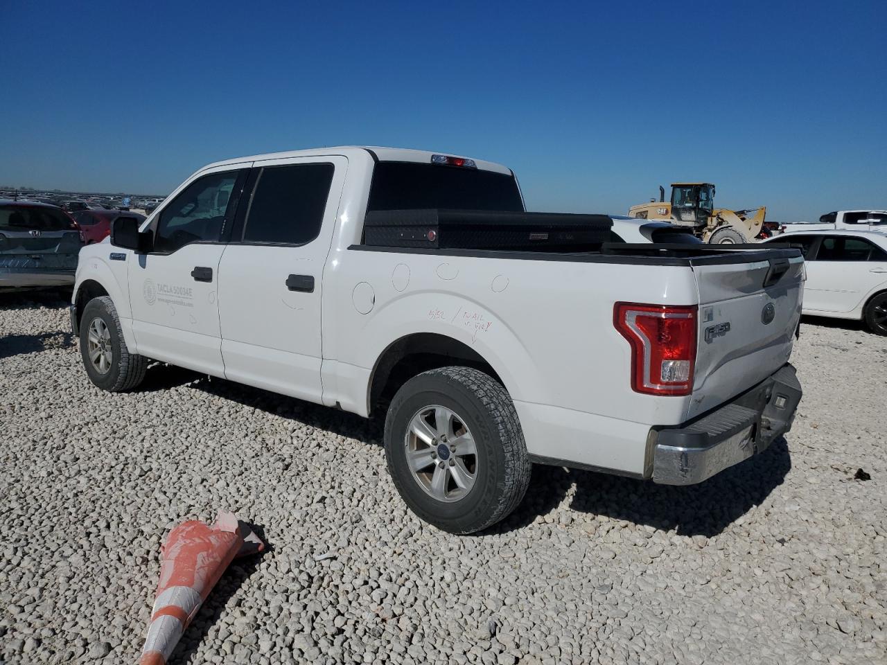 2015 Ford F-150 - Image 2