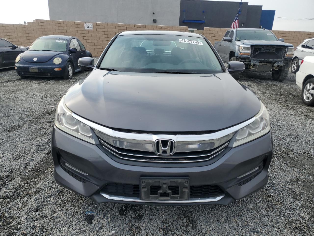 2016 Honda Accord - Image 5