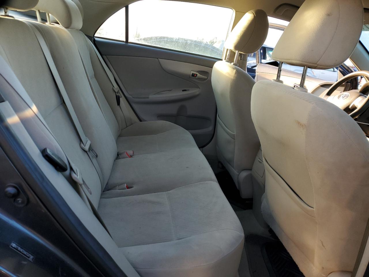 2010 Toyota Corolla - Image 10