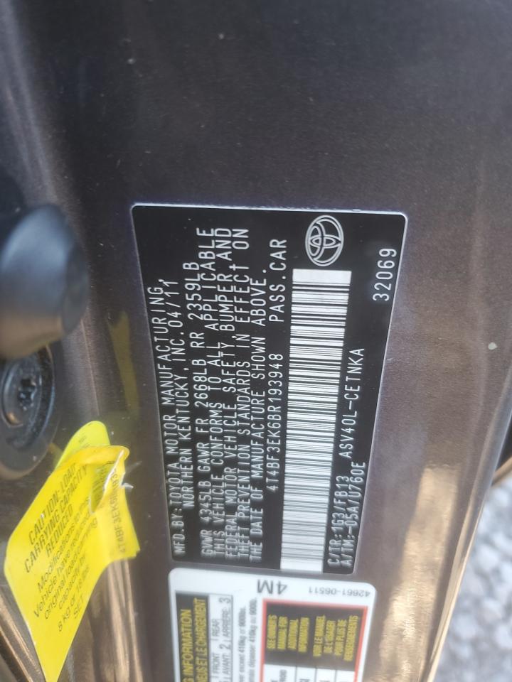 2011 Toyota Camry - Image 12