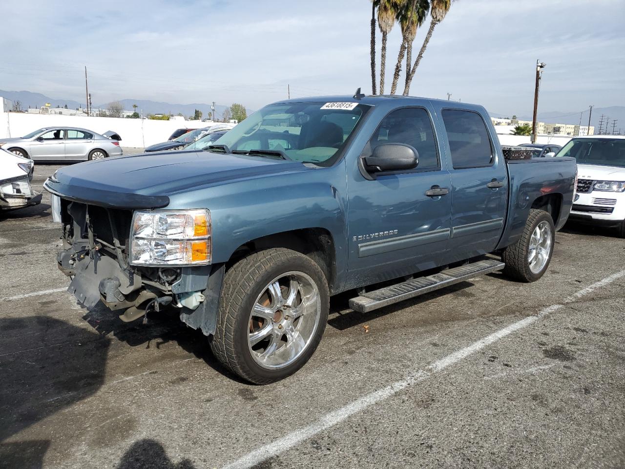 2009 Chevrolet Silverado - Image 1