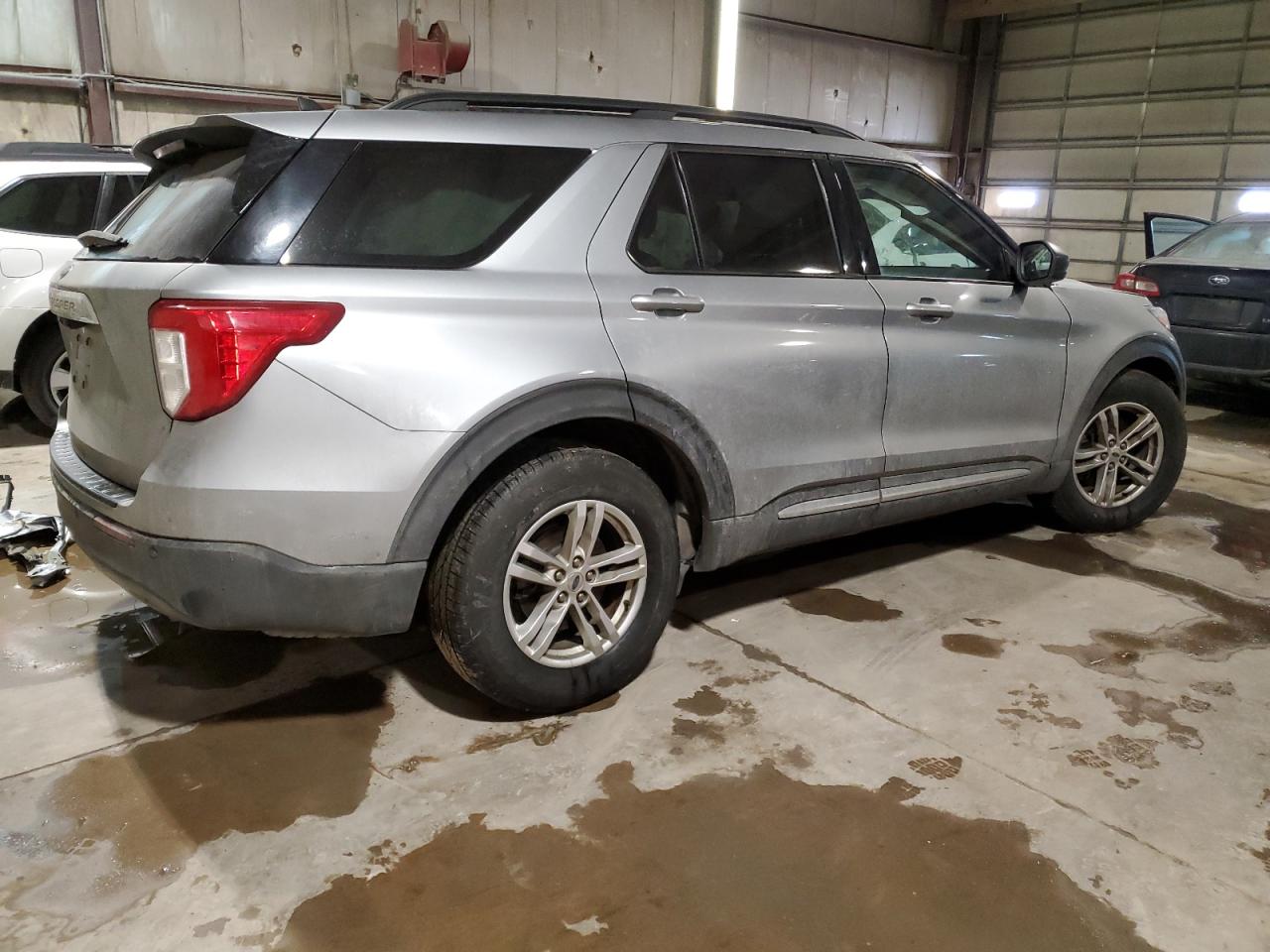 2023 Ford Explorer - Image 3