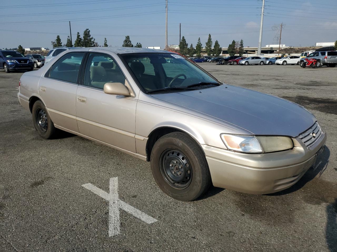 1999 Toyota Camry - Image 4