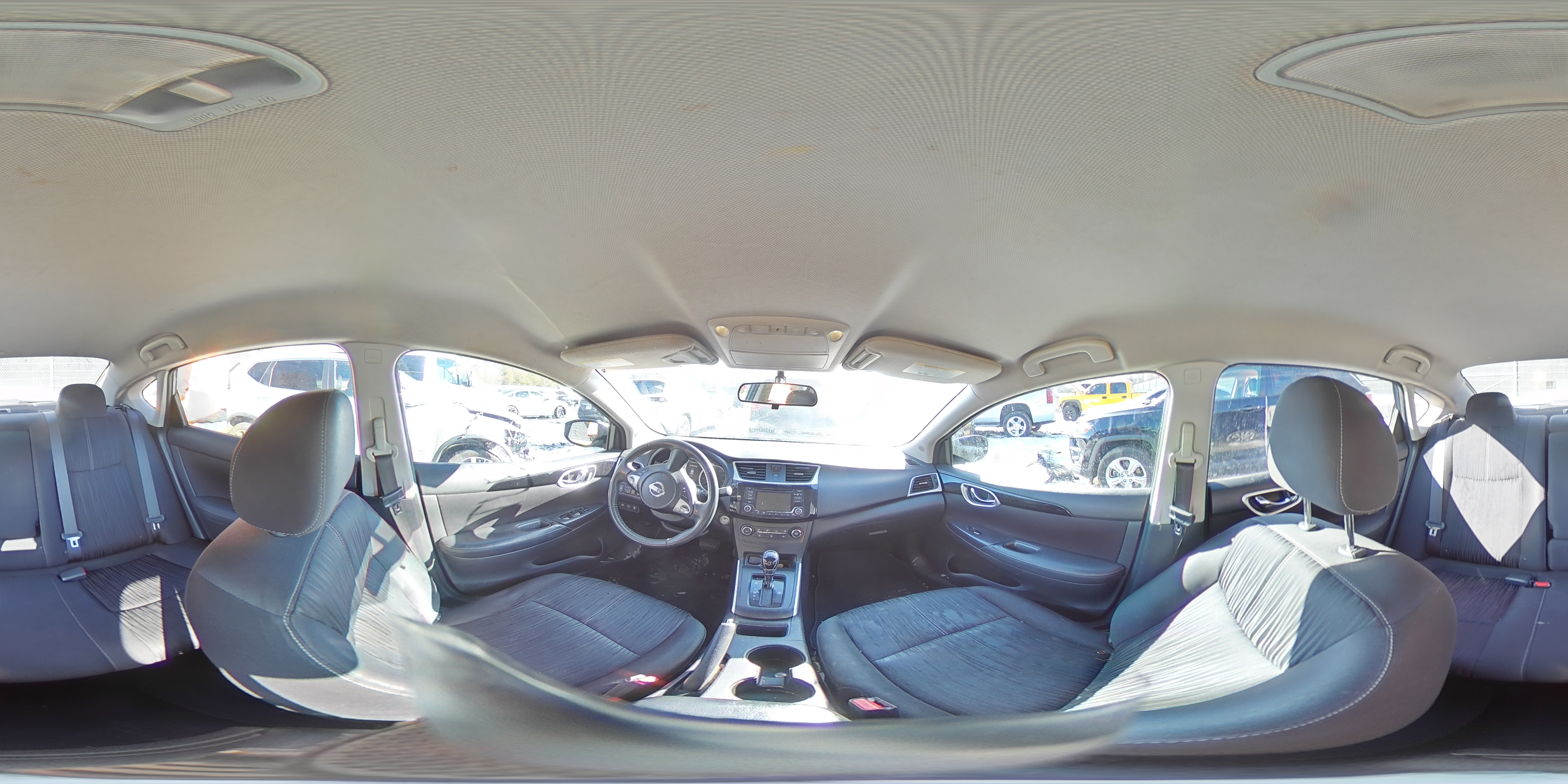 2017 Nissan Sentra - Image 13
