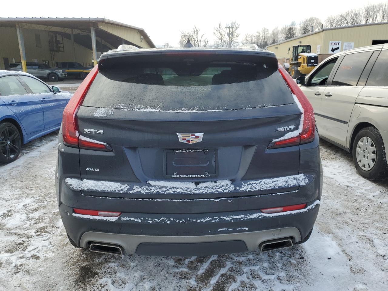 2022 Cadillac XT4 - Image 6