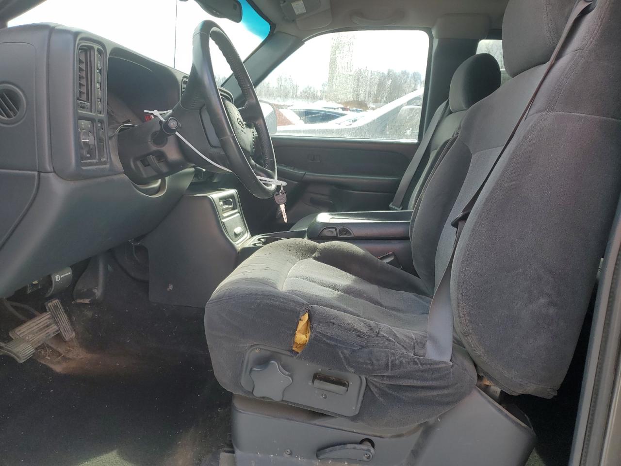 2000 Chevrolet Silverado - Image 7