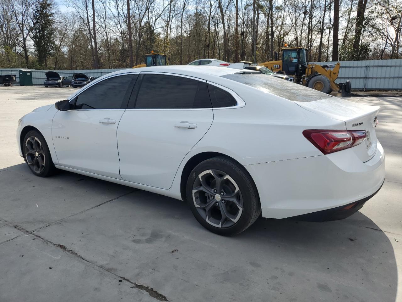 2021 Chevrolet Malibu - Image 2