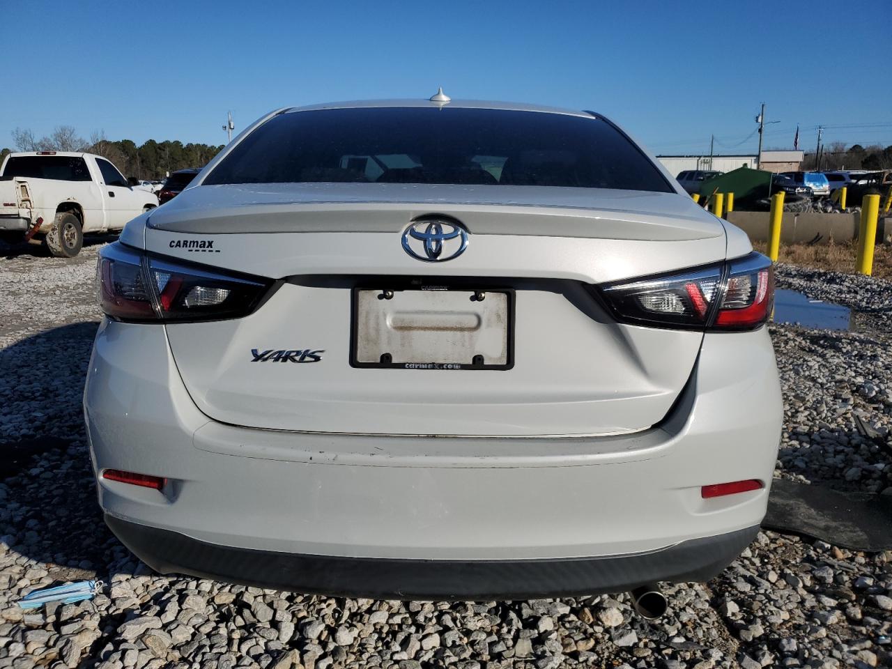 2019 Toyota Yaris - Image 6