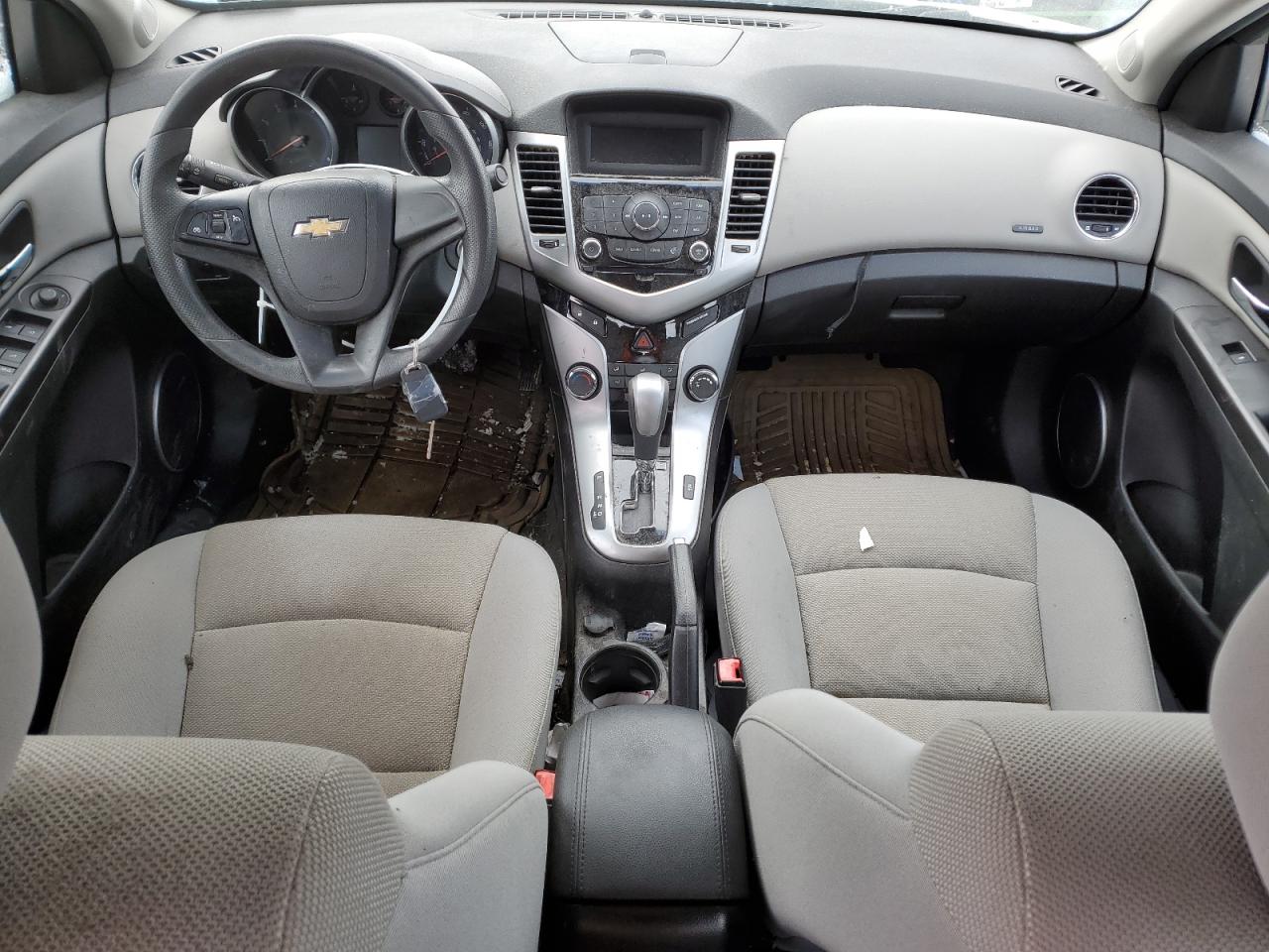 2012 Chevrolet Cruze - Image 8