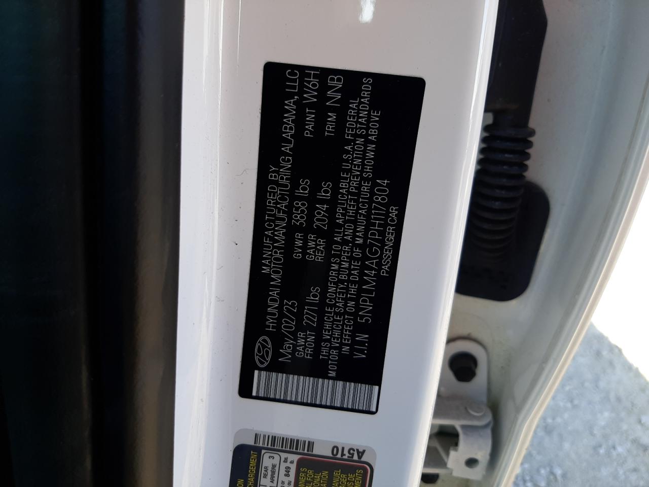 2023 Hyundai Elantra - Image 13