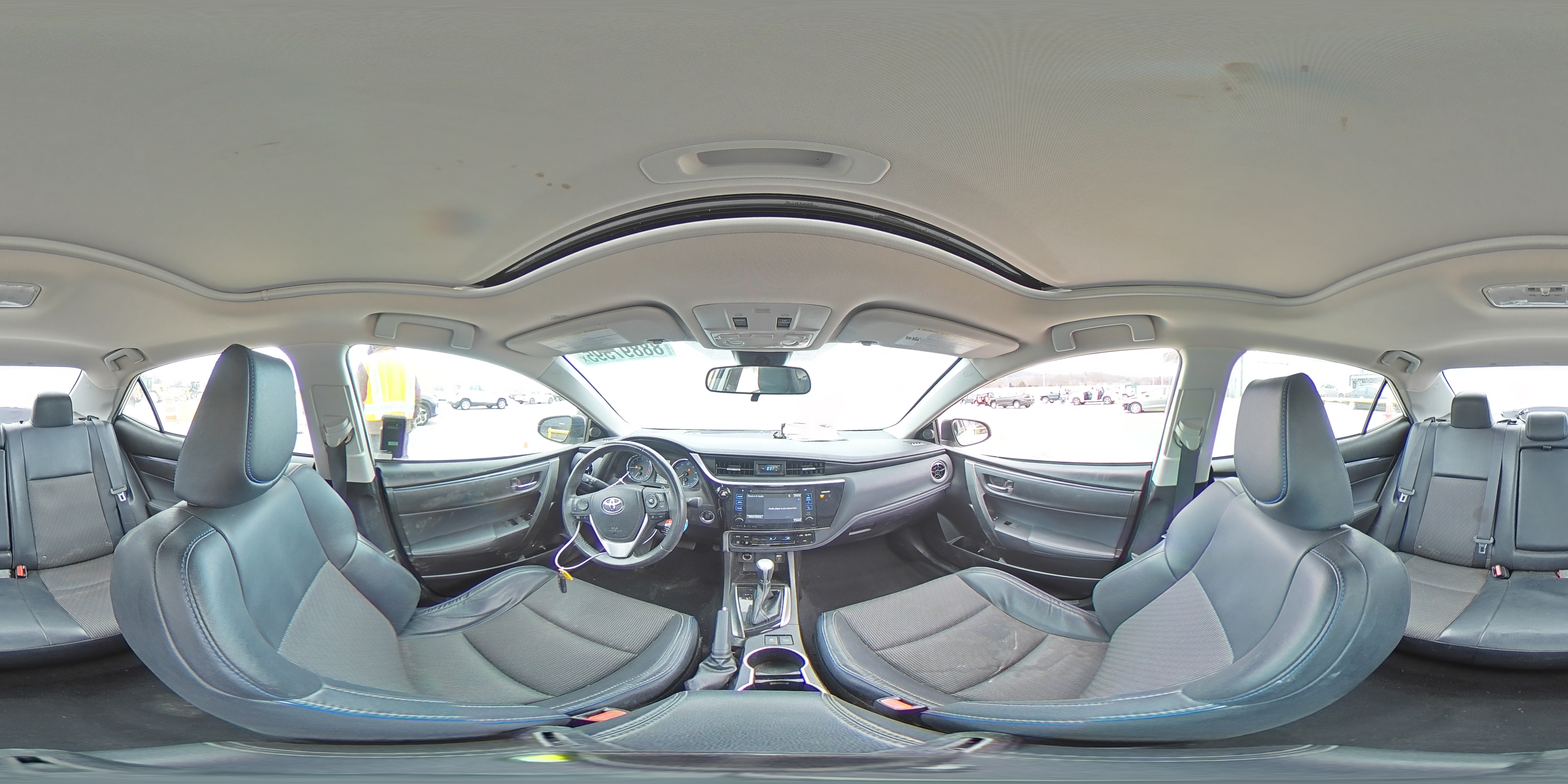 2017 Toyota Corolla - Image 13