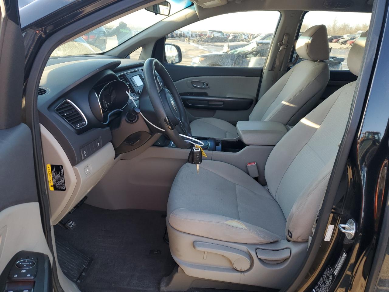 2016 Kia Sedona - Image 7