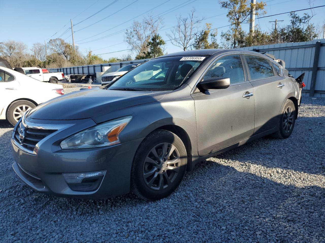 2015 Nissan Altima - Image 1