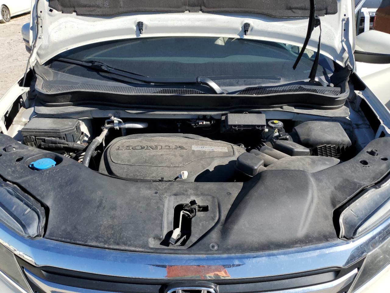 2016 Honda Pilot - Image 12