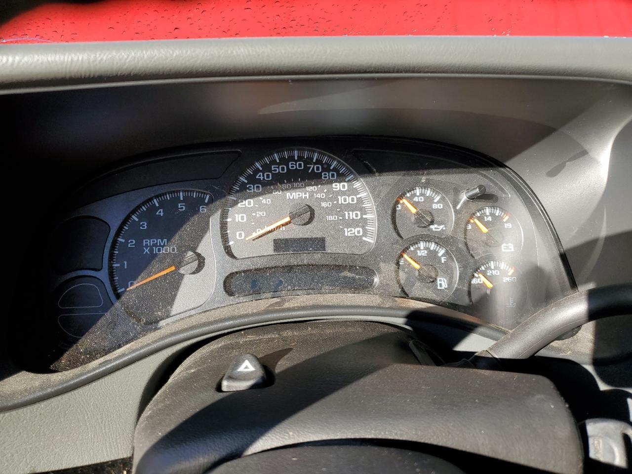 2005 GMC Sierra - Image 9