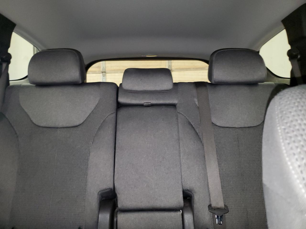 2019 Hyundai Santa Fe - Image 10