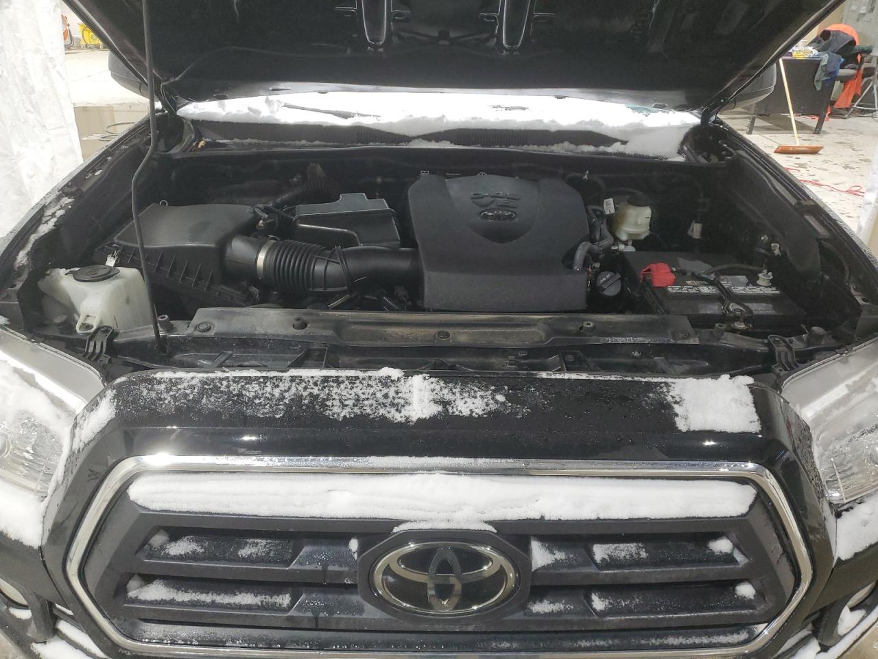 2021 Toyota Tacoma - Image 11