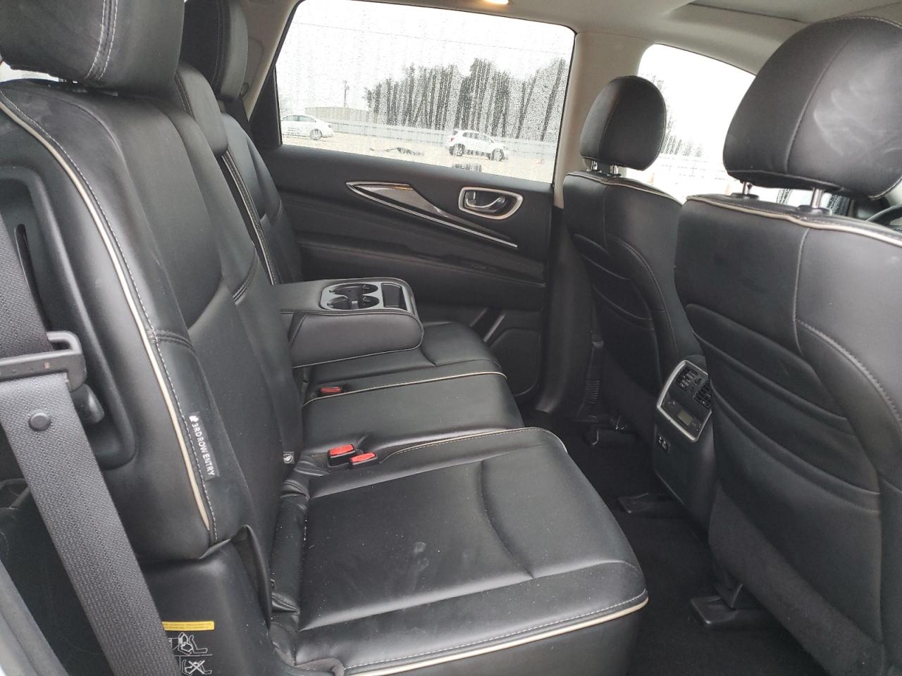 2020 Infiniti QX60 - Image 12