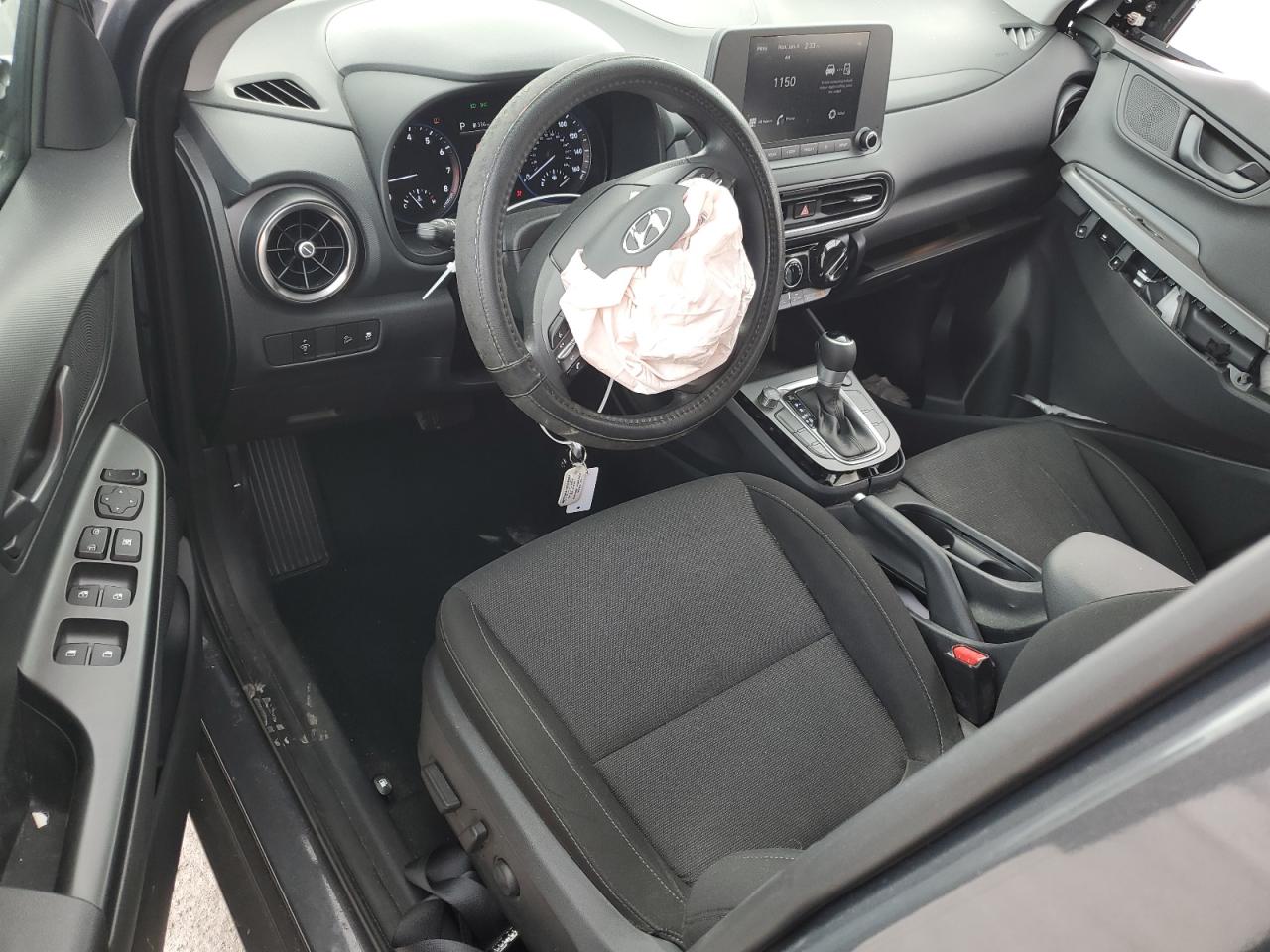 2023 Hyundai Kona - Image 8