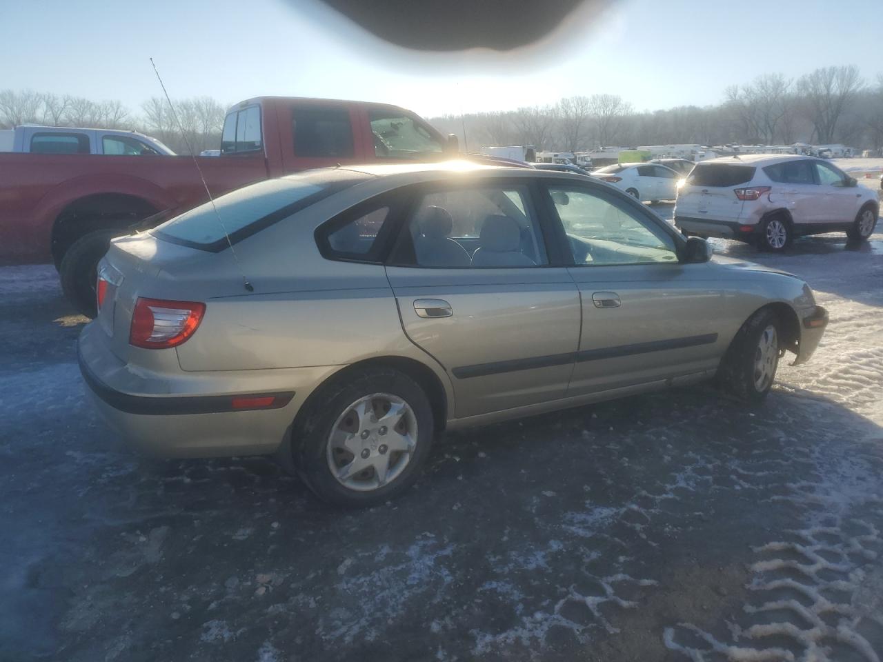 2006 Hyundai Elantra - Image 3