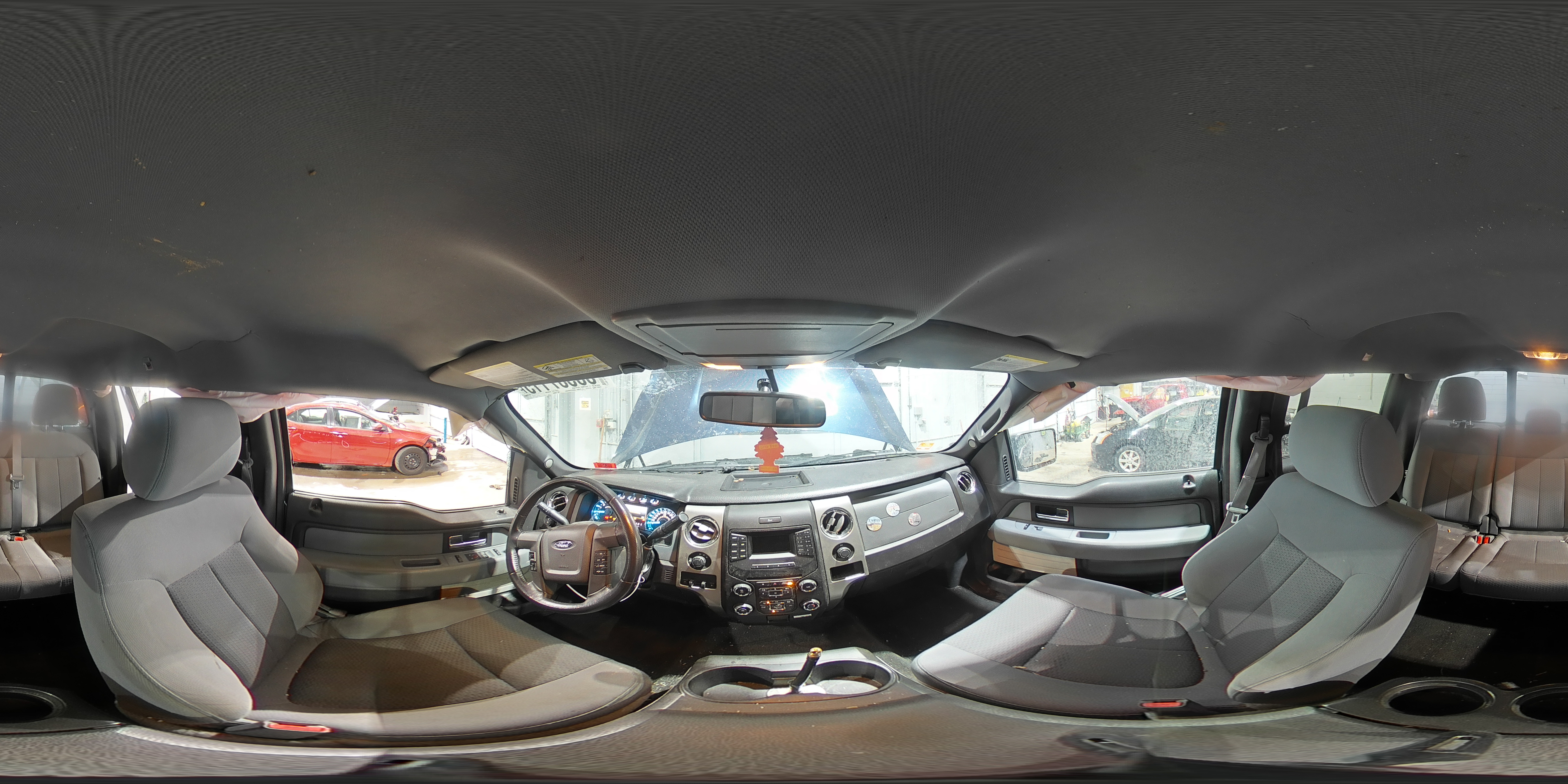 2013 Ford F-150 - Image 12