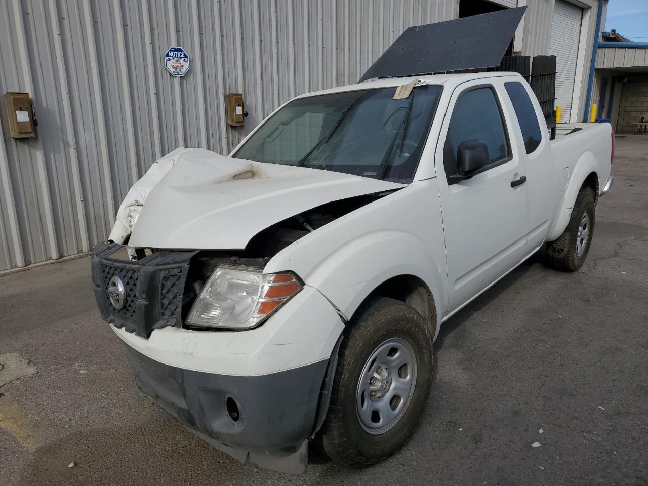 2016 Nissan Frontier S for Sale in Colton, CA - Front End