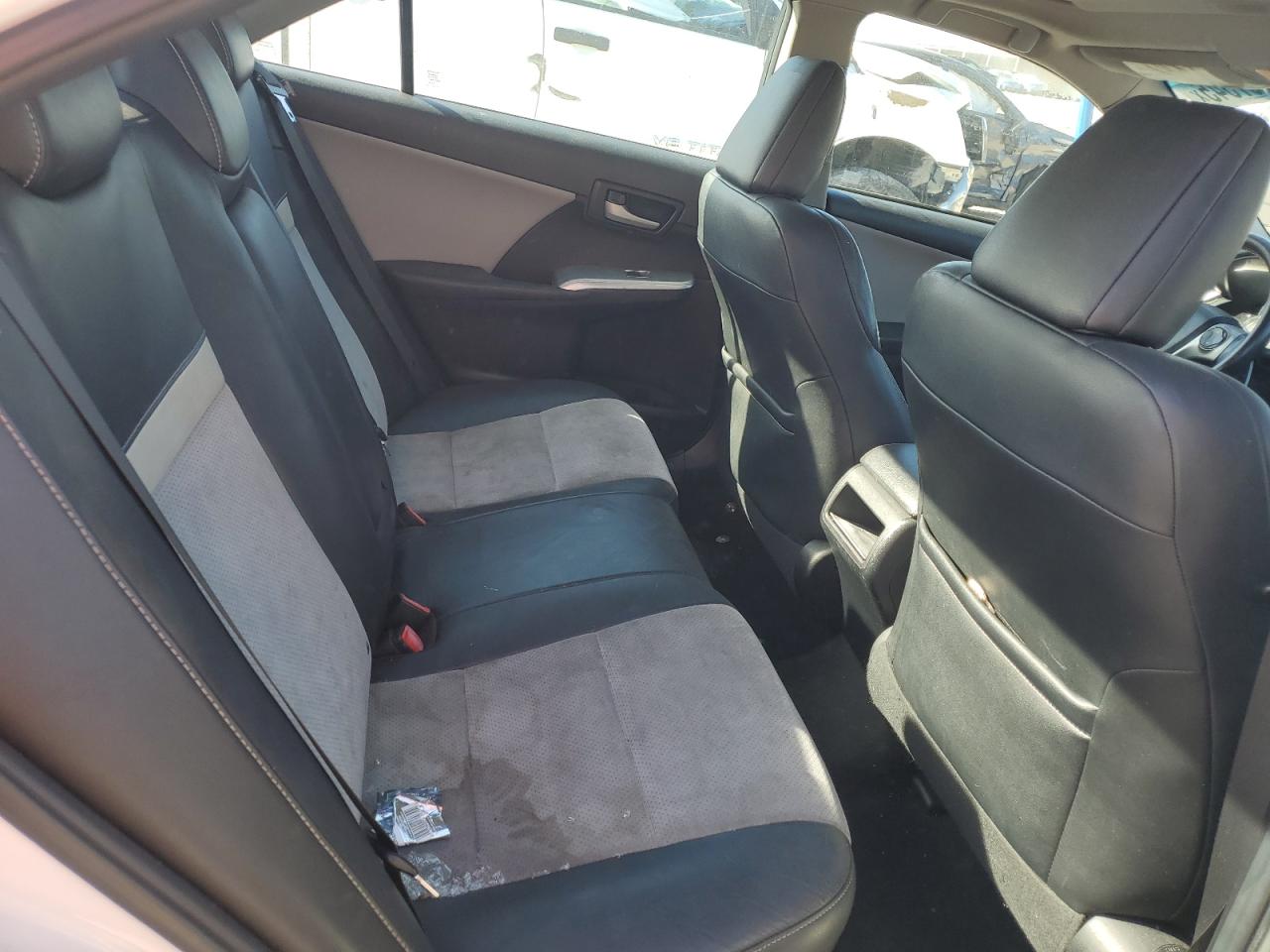 2012 Toyota Camry - Image 10