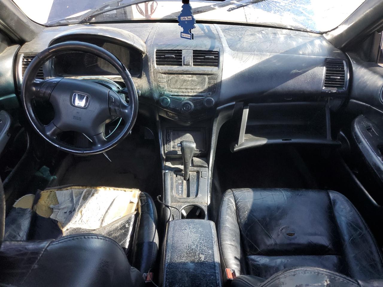 2003 Honda Accord - Image 8