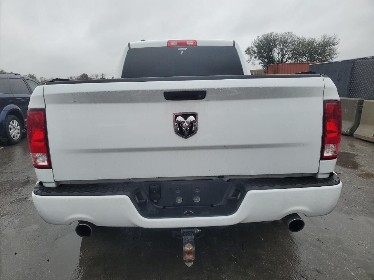 2017 RAM 1500 - Image 6