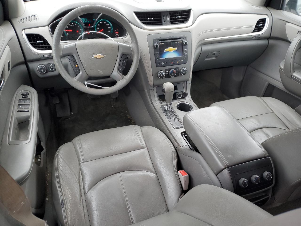 2014 Chevrolet Traverse - Image 8