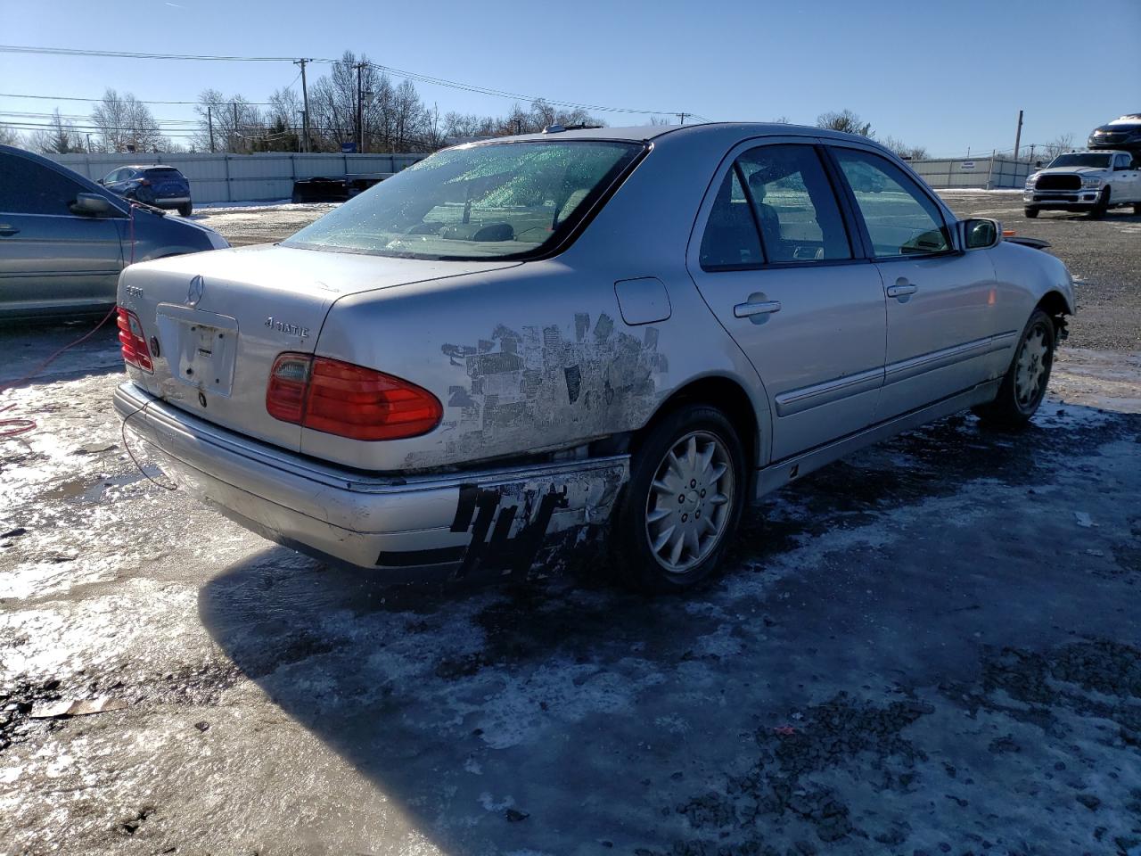 2000 Mercedes-Benz E-klasse - Image 3