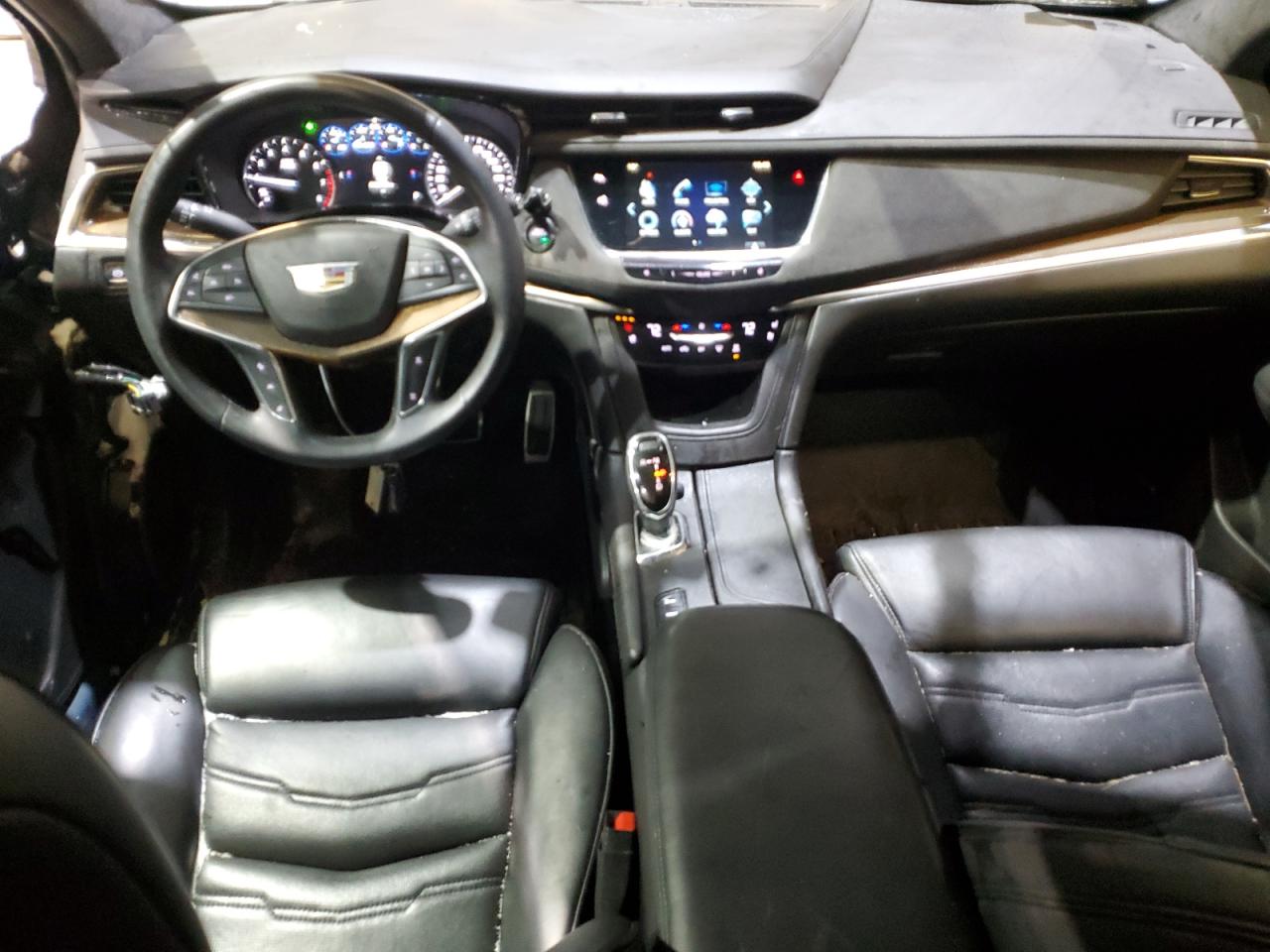 2017 Cadillac XT5 - Image 8