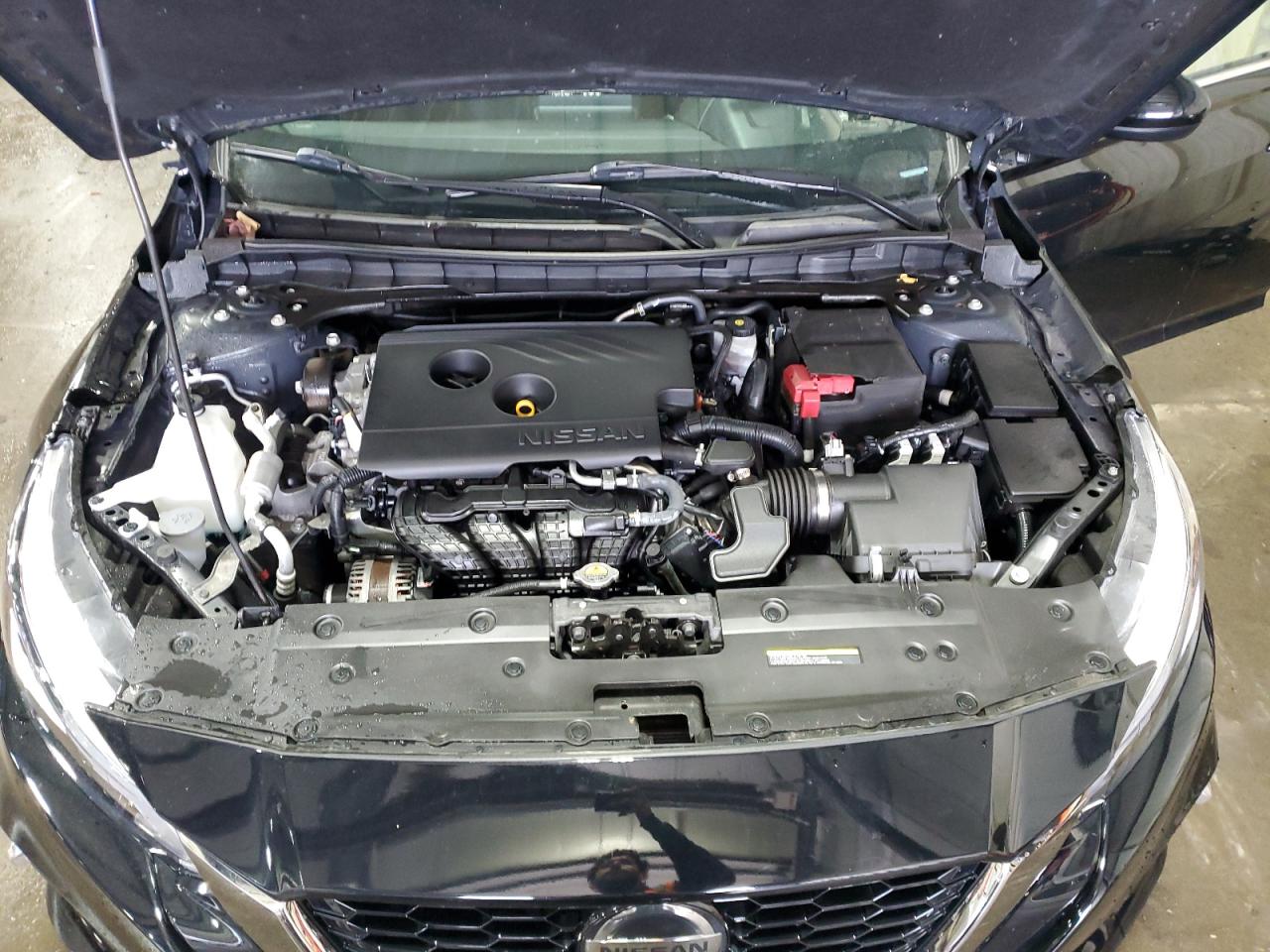 2019 Nissan Altima - Image 12