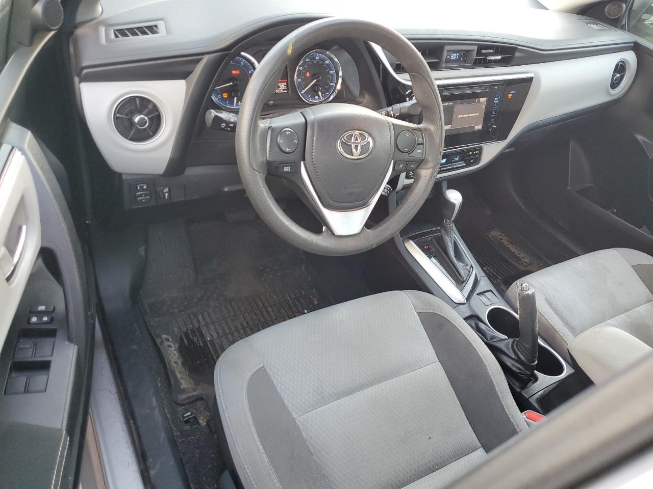 2018 Toyota Corolla L VIN: 2T1BURHEXJC117609 Lot: 85687784