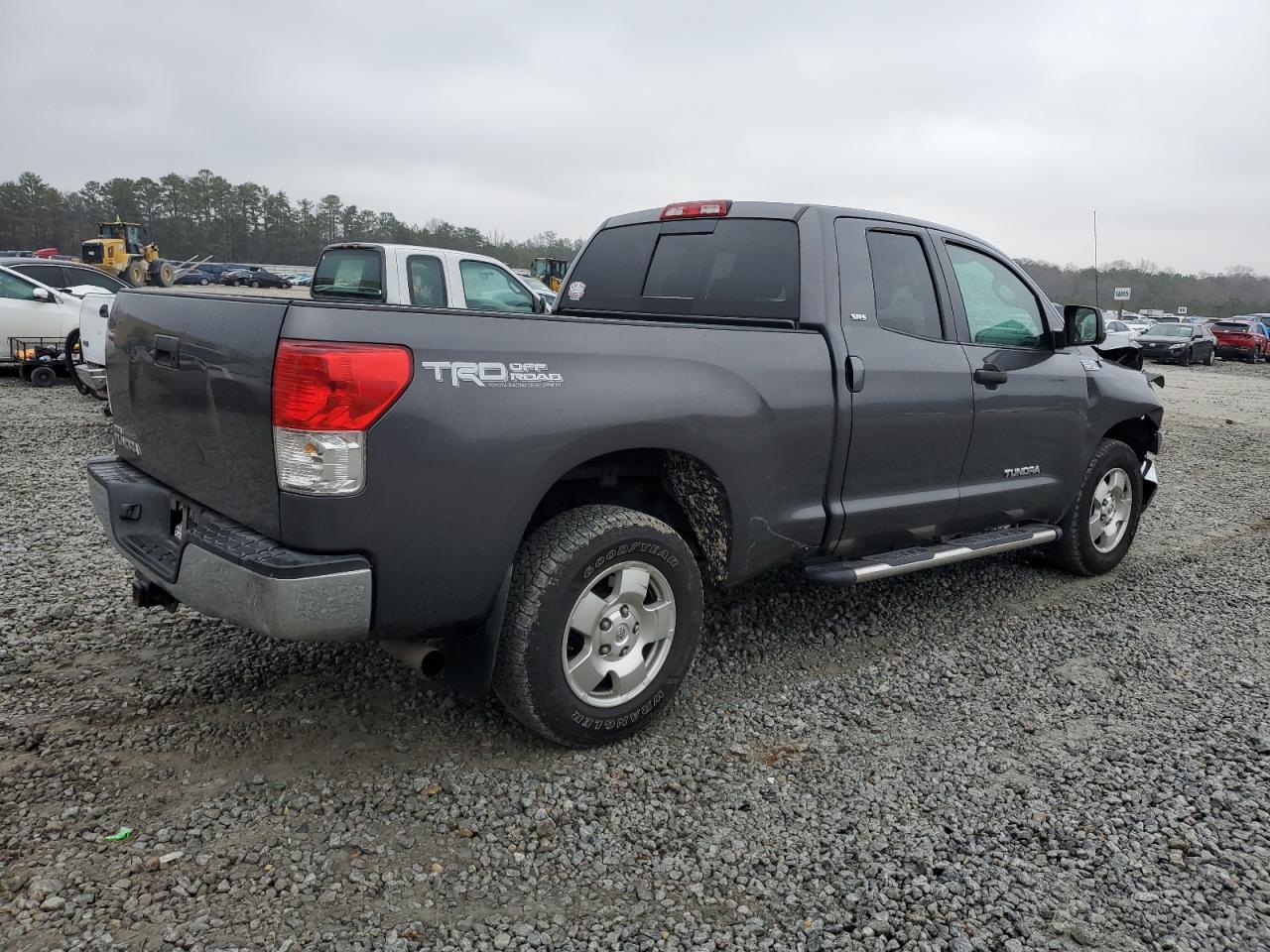 2011 Toyota Tundra - Image 3