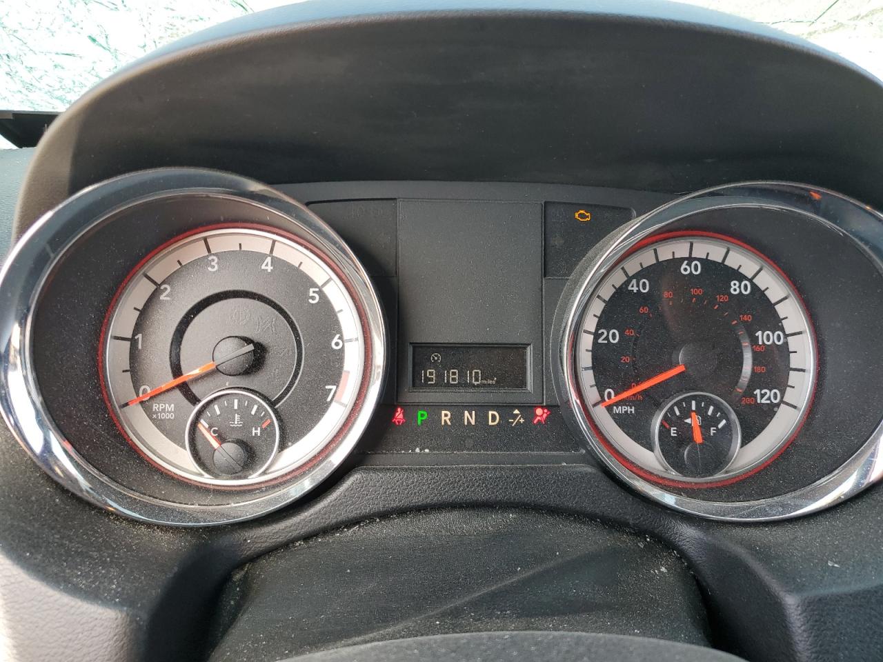 2019 Dodge Caravan - Image 9