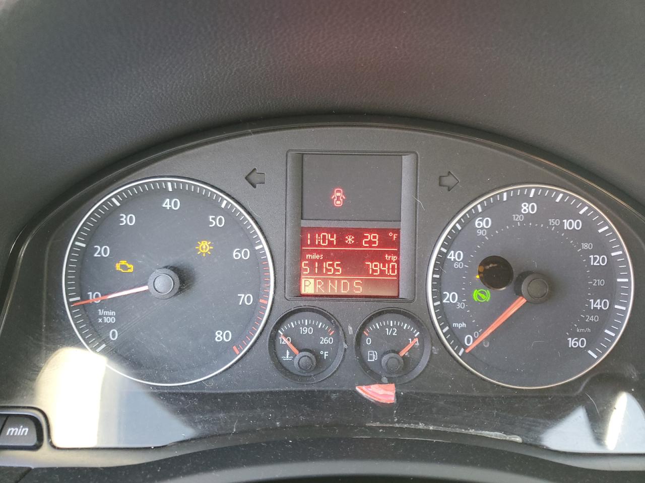 2009 Volkswagen Golf - Image 9
