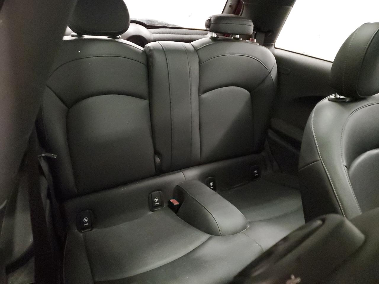 2021 MINI Cooper - Image 11
